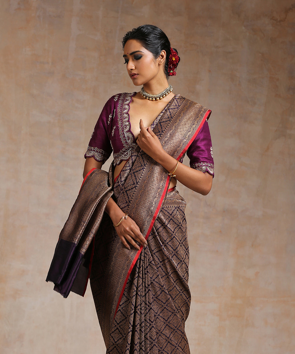 Dark_Purple_Handloom_Pure_Katan_Silk_Banarasi_Saree_With_Antique_Zari_WeaverStory_01