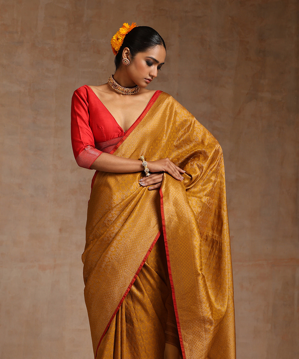 Mustard_Handloom_Pure_Katan_Silk_Kimkhab_Banarasi_Saree_With_Antique_Zari_WeaverStory_01