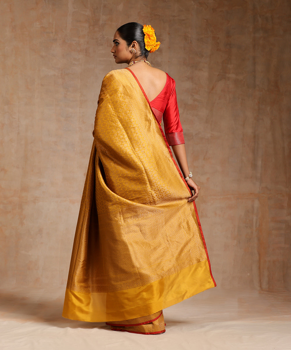 Mustard_Handloom_Pure_Katan_Silk_Kimkhab_Banarasi_Saree_With_Antique_Zari_WeaverStory_03