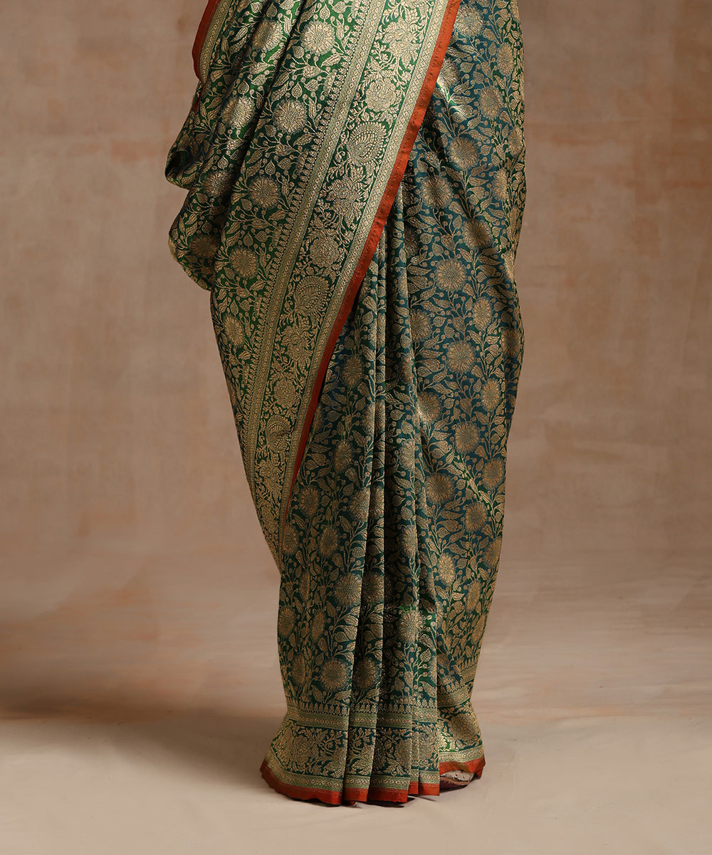 Green_Dual_Tone_Handloom_Pure_Katan_Silk_Kimkhab_Banarasi_Saree_With_Antique_Zari_WeaverStory_04