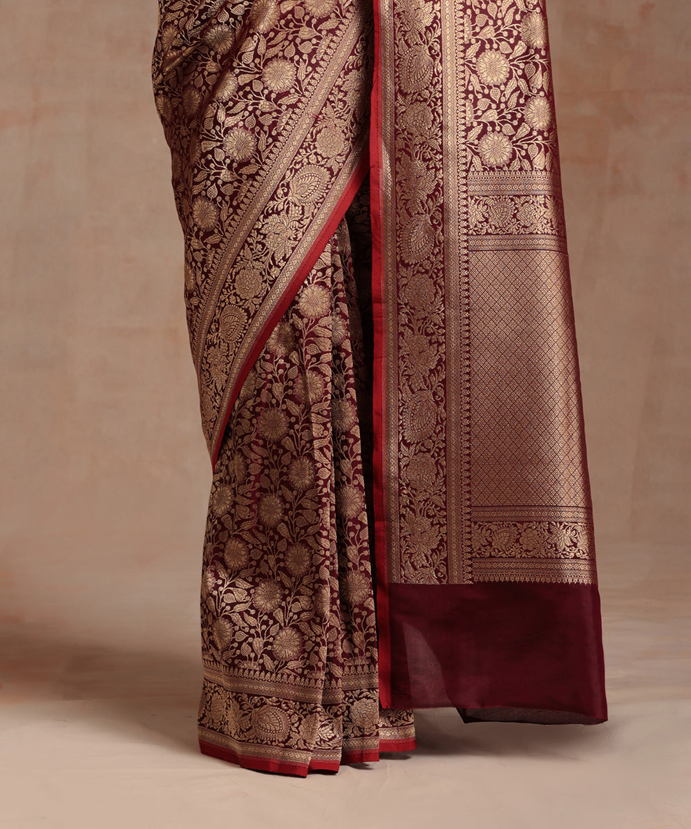 Wine_Handloom_Pure_Katan_Silk_Kimkhab_Banarasi_Saree_With_Antique_Zari_WeaverStory_04