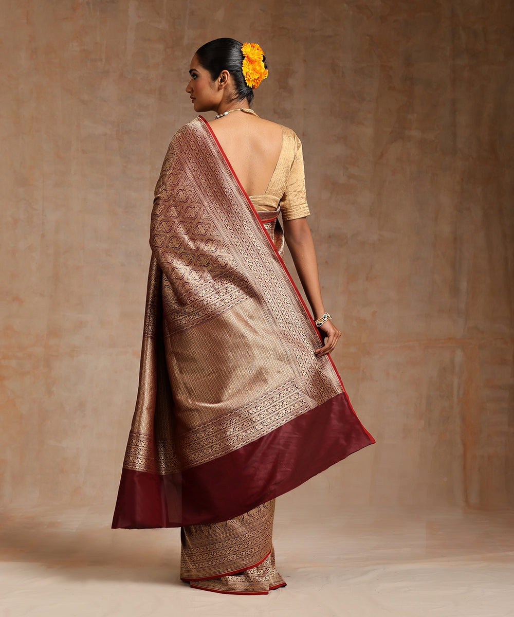 Handloom_Maroon_Pure_Katan_Silk_Kimkhab_Banarasi_Saree_With_Antique_Zari_WeaverStory_03