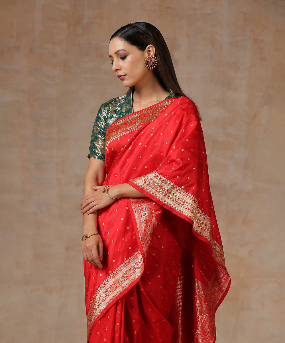 Red_Handloom_Pure_Katan_Silk_Banarasi_Saree_With_Cutwork_Booti_WeaverStory_01