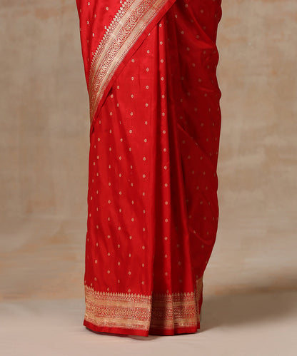 Red_Handloom_Pure_Katan_Silk_Banarasi_Saree_With_Cutwork_Booti_WeaverStory_04