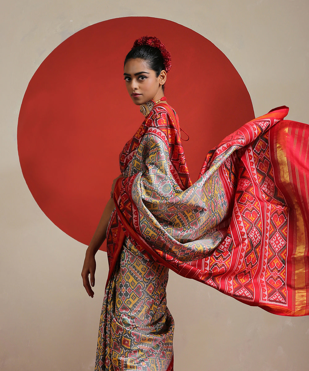 Grey_Handloom_Pure_Mulberry_Ikat_Patola_Saree_With_Red_Border_WeaverStory_01