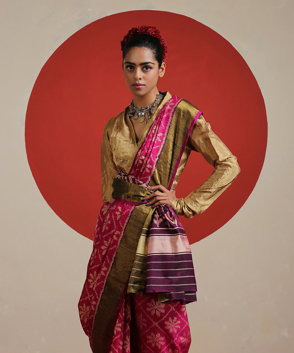 Magenta_Handloom_Raw_Silk_Ikat_Patola_With_Tissue_Border_Saree_WeaverStory_01