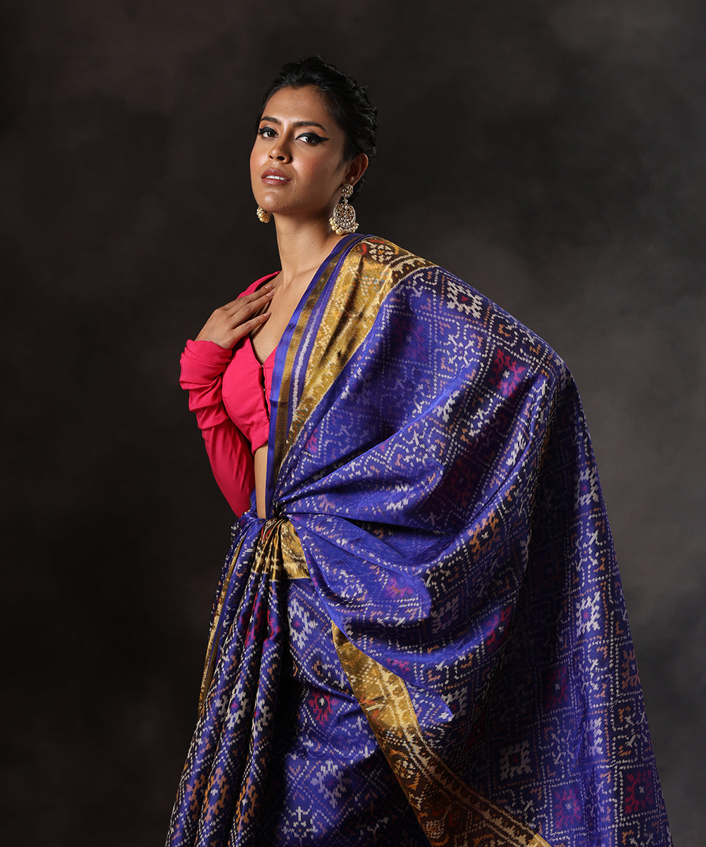 Ink_Blue_Handloom_Pure_Mulberry_Silk_Single_Ikat_Patola_Saree_With_Tissue_Border_WeaverStory_01