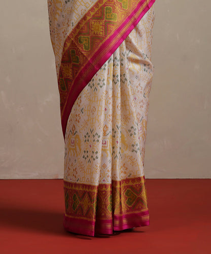 Handloom_Off_White_Pure_Mulberry_Silk_Patola_With_Tissue_Border_Saree_WeaverStory_04