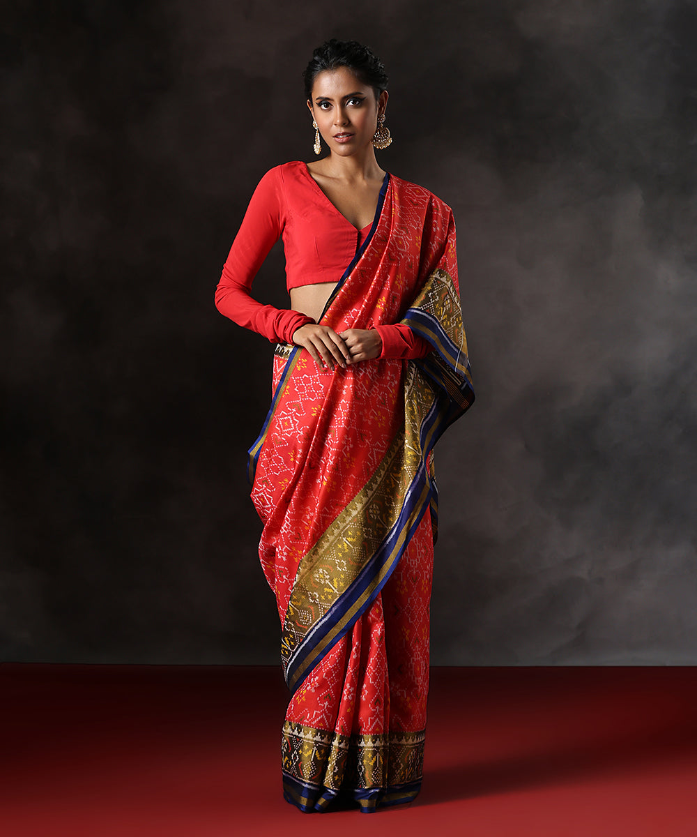 Handloom_Navy_Blue_And_Red_Pure_Mulberry_Silk_Single_Ikat_Patola_Saree_With_Tissue_Border_WeaverStory_02