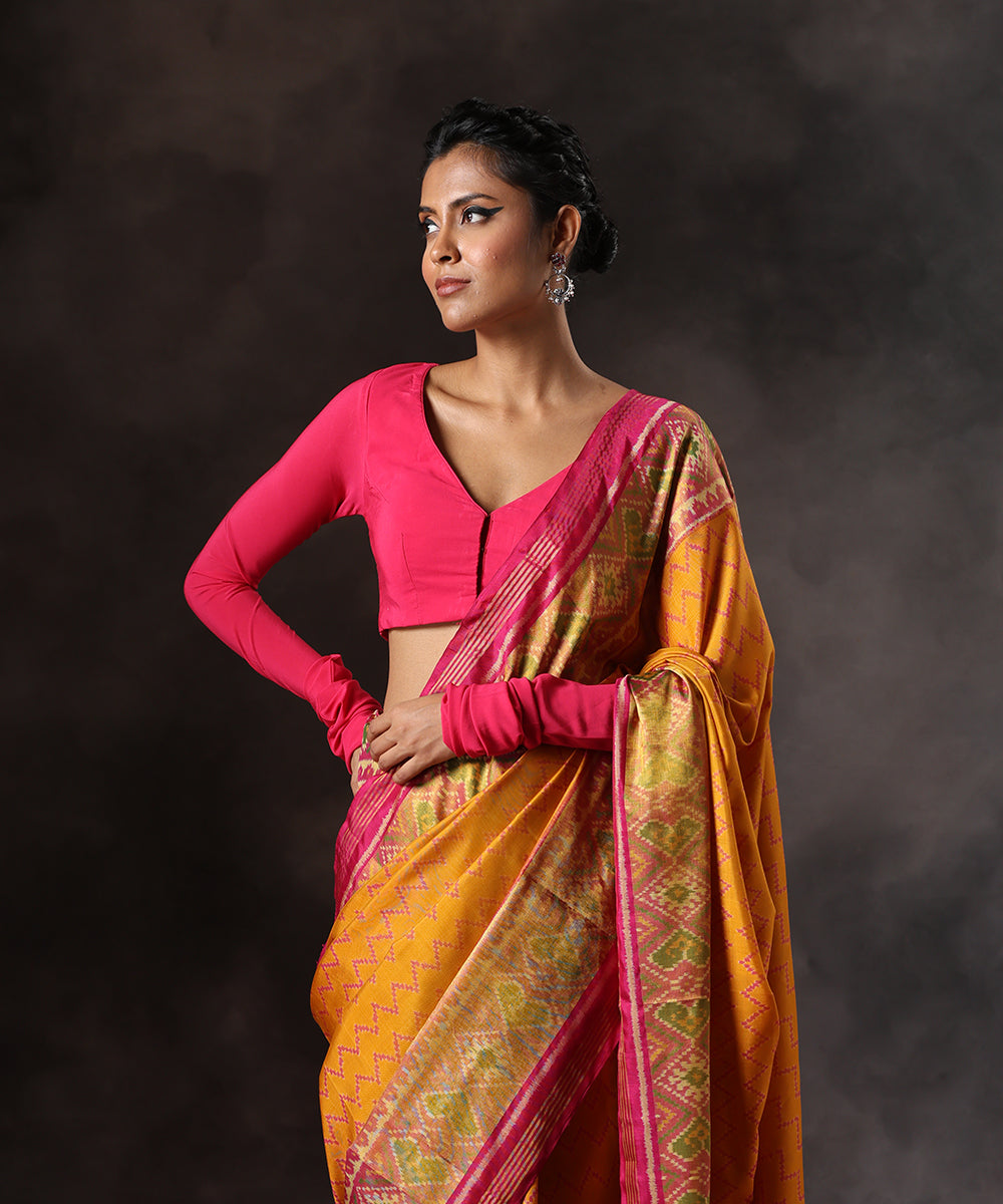 Handloom_Mustard_Pure_Mulberry_Silk_Single_Ikat_Patola_Saree_With_Hot_Pink_Tissue_Border_WeaverStory_01