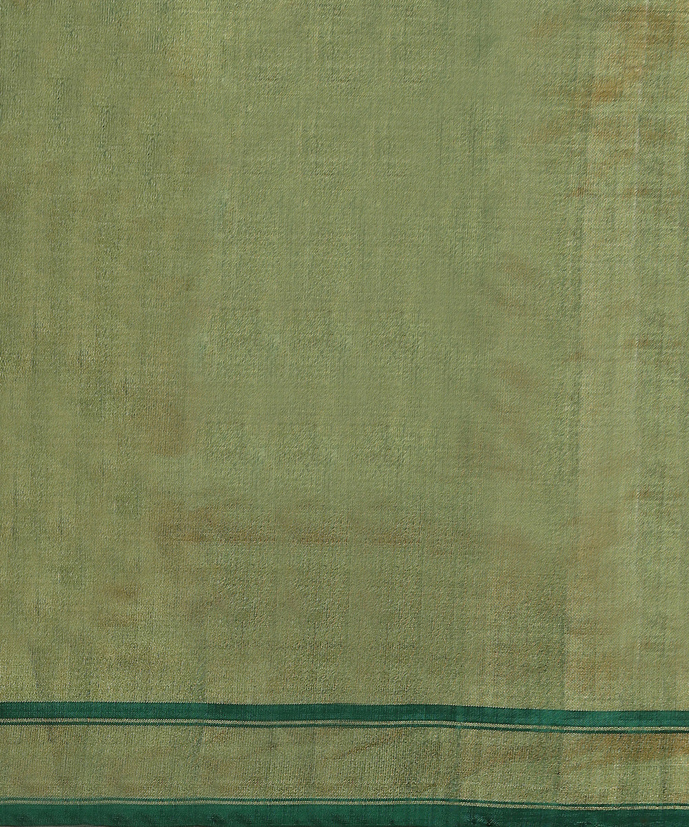 Handloom_Green_And_Mustard_Double_Shade_Tissue_Silk_Ikat_Patola_Saree_WeaverStory_05