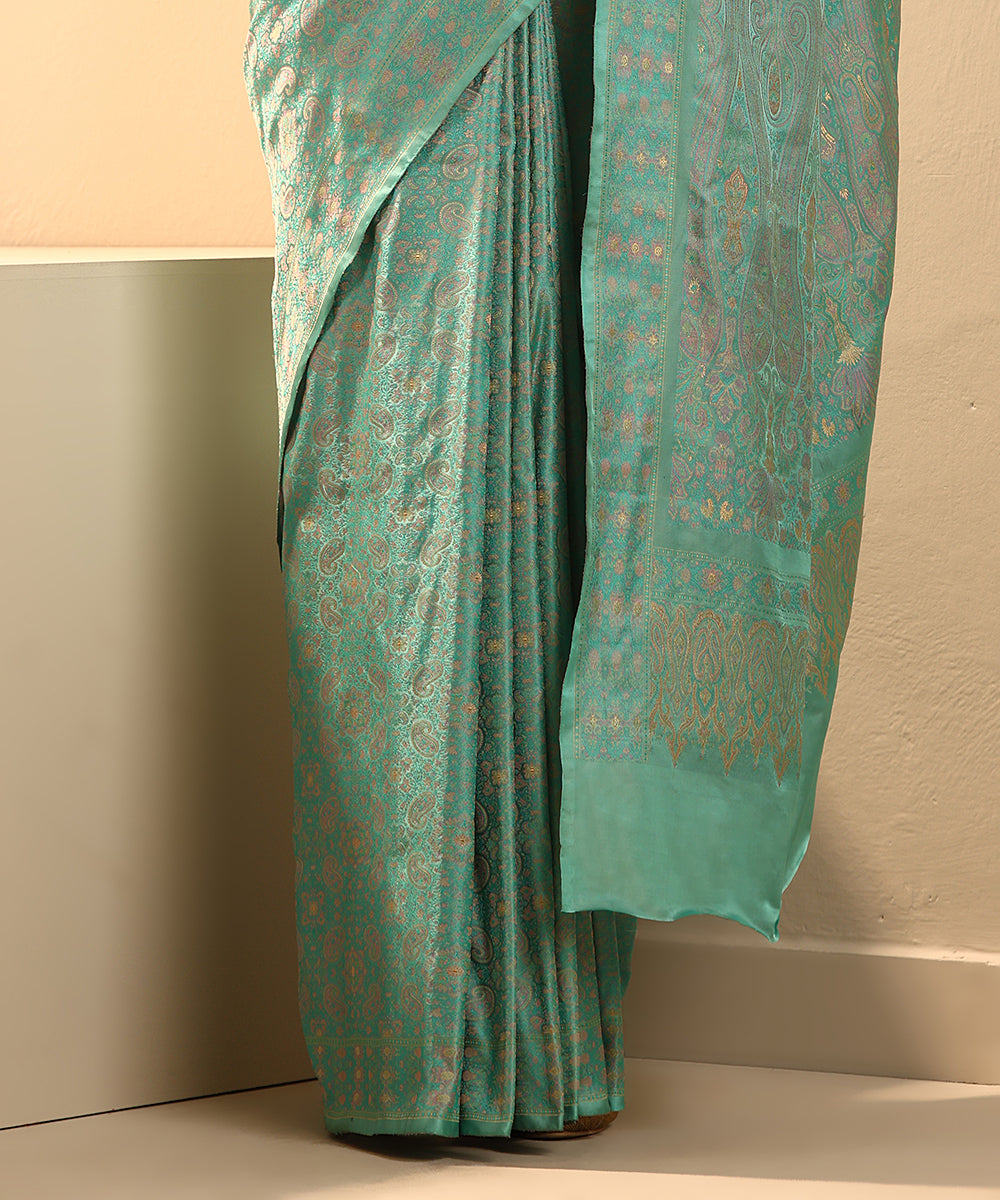 Handloom_Pastel_Green_Pure_Satin_Silk_Tanchoi_Banarasi_Saree_With_Resham_3_Color_Work_WeaverStory_04