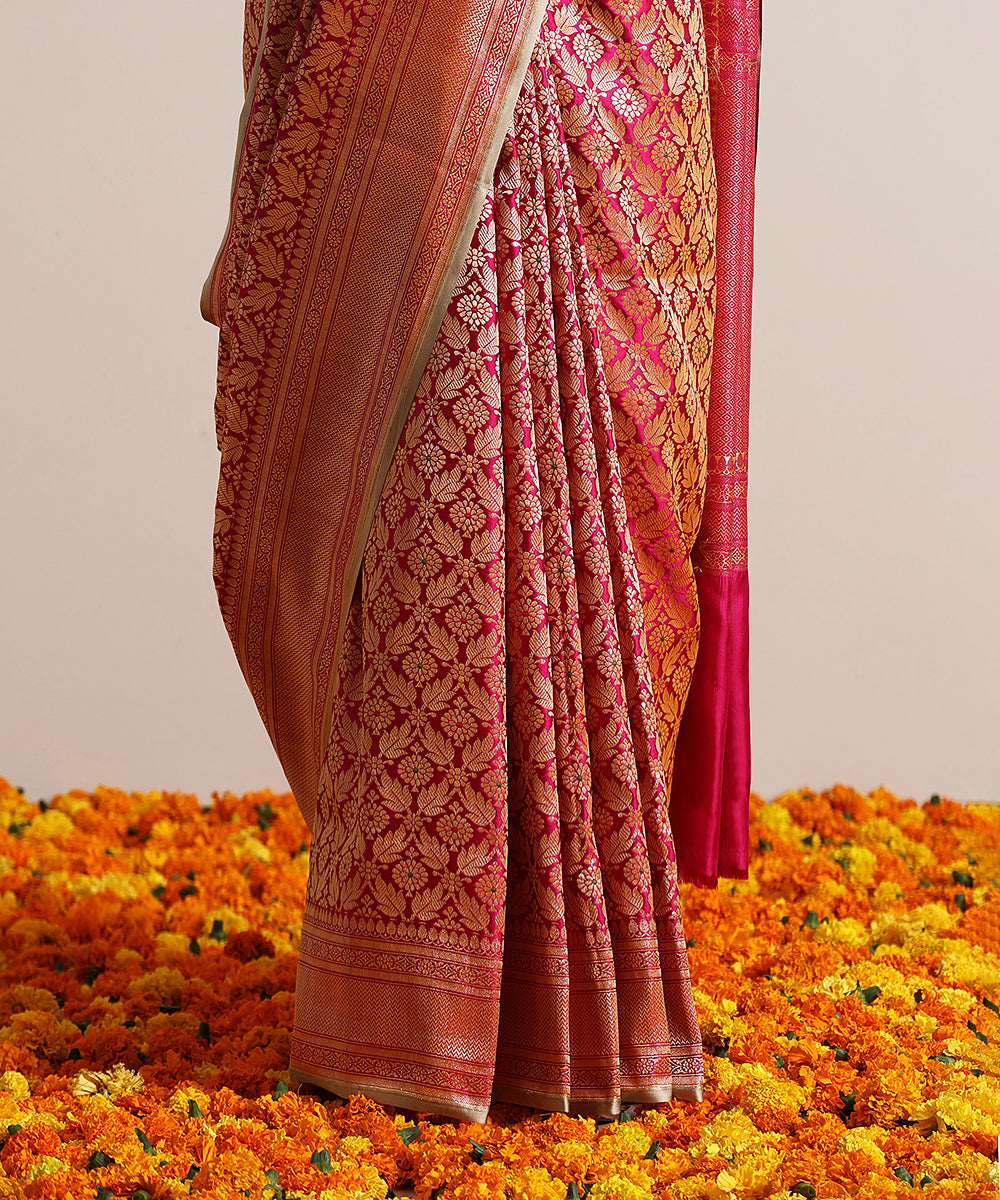 Rani_Pink_Handloom_Pure_Katan_Silk_Kimkhab_Banarasi_Saree_With_Meenakari_Booti_WeaverStory_04