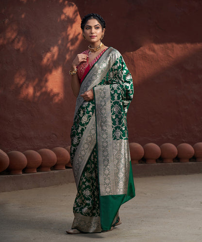 Handloom_Emerald_Green_Pure_Katan_Silk_Jangla_Banarasi_Saree_WeaverStory_02