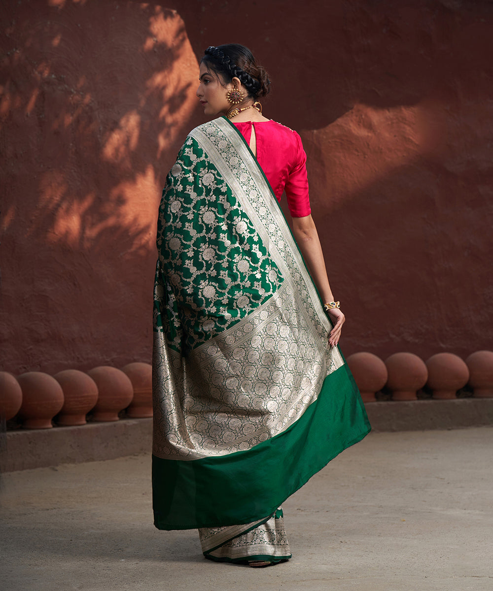 Handloom_Emerald_Green_Pure_Katan_Silk_Jangla_Banarasi_Saree_WeaverStory_03