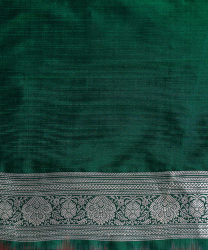 Handloom_Emerald_Green_Pure_Katan_Silk_Jangla_Banarasi_Saree_WeaverStory_05