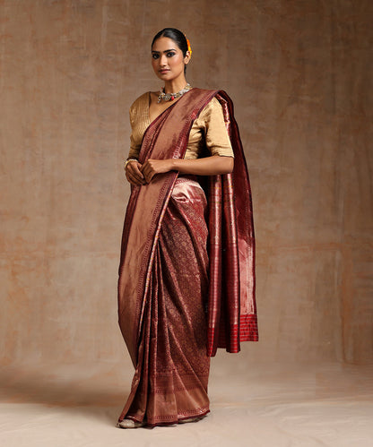 Maroon_Handloom_Pure_Katan_Silk_Kimkhab_Banarasi_Saree_With_Antique_Gold_Zari_WeaverStory_02