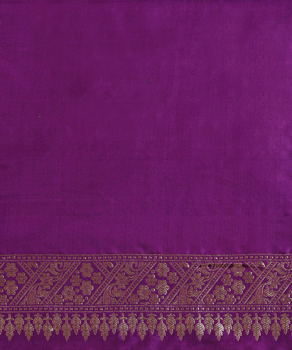 Purple_Handloom_Pure_Katan_Silk_Kimkhab_Banarasi_Saree_With_Zari_Base_WeaverStory_05