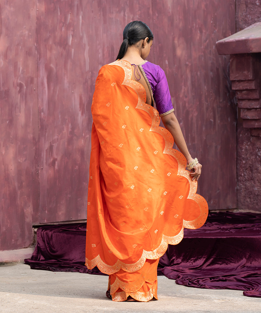 Handloom_Orange_Pure_Katan_Silk_Banarasi_Saree_With_Meenakari_And_Scalloped_Border_WeaverStory_03