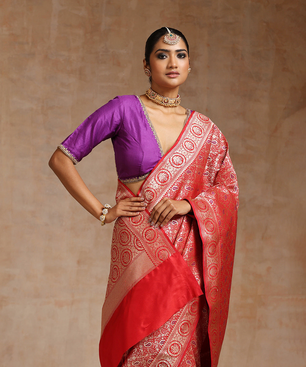 Red_Handloom_Pure_Katan_Silk_Kimkhab_Banarasi_Saree_With_Purple_Meenakari_WeaverStory_01