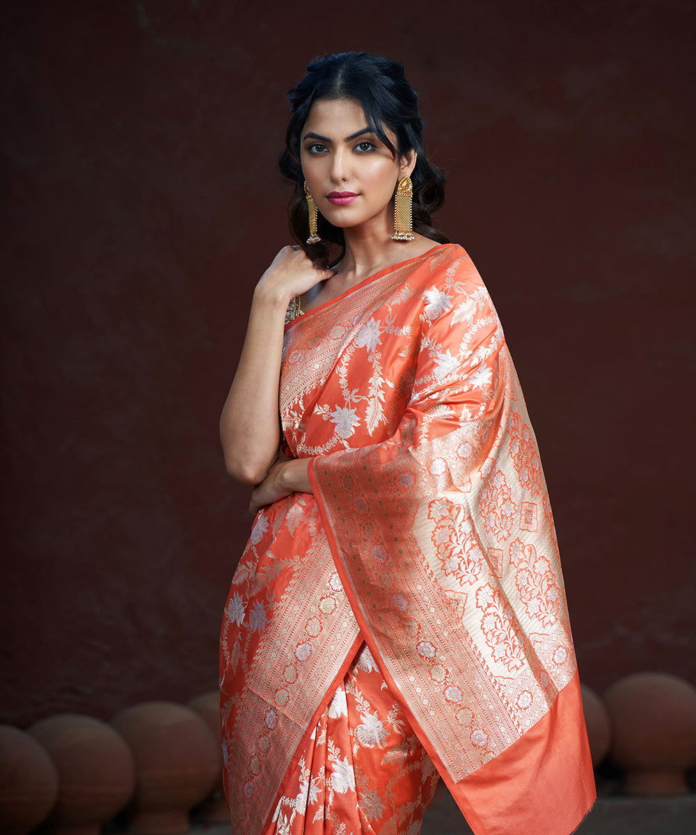 Handloom_Peach_Pure_Katan_Silk_Banarasi_Saree_With_Gold_And_Silver_Zari_Floral_Jaal_WeaverStory_01