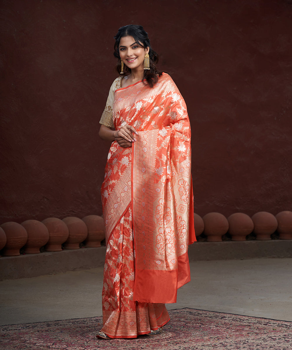 Handloom_Peach_Pure_Katan_Silk_Banarasi_Saree_With_Gold_And_Silver_Zari_Floral_Jaal_WeaverStory_02