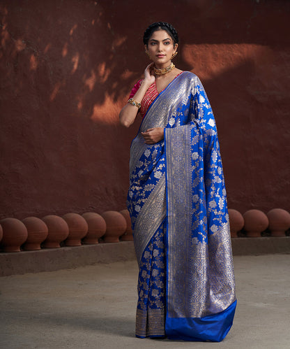 Electric_Blue_Handloom_Pure_Katan_Silk_Banarasi_Saree_With_Hibiscus_Flower_Jaal_WeaverStory_02