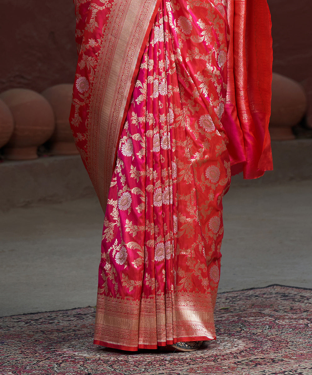 Pink_And_Orange_Dual_Tone_handloom_Pure_Katan_Silk_Banarasi_Saree_WeaverStory_04