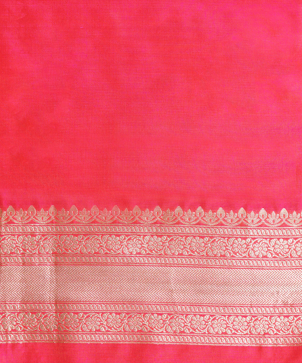 Pink_And_Orange_Dual_Tone_handloom_Pure_Katan_Silk_Banarasi_Saree_WeaverStory_05