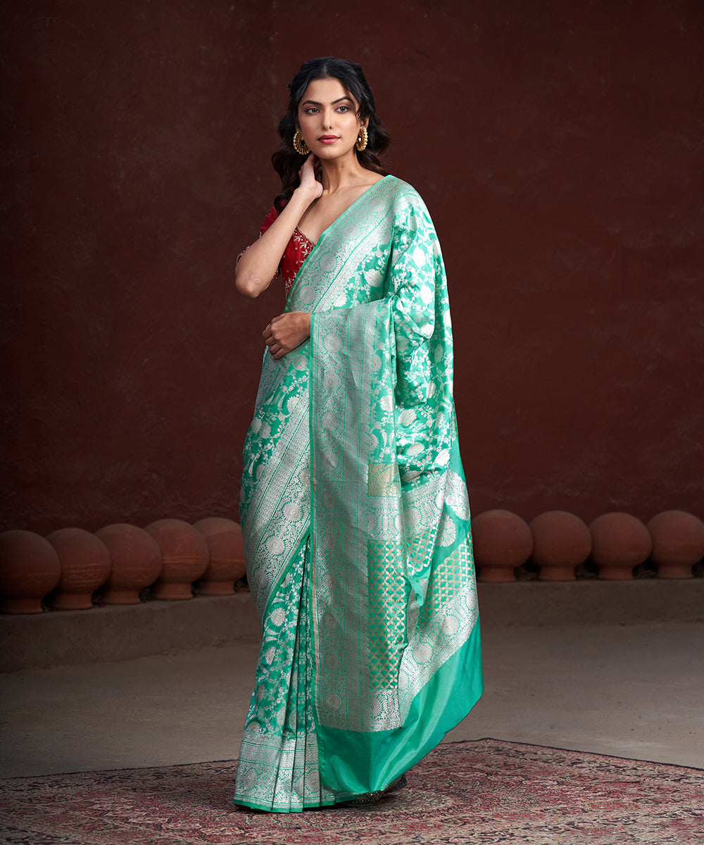 Handloom_Sea_Green_Pure_Katan_Silk_Banarasi_Saree_With_Konia_Motif_WeaverStory_02