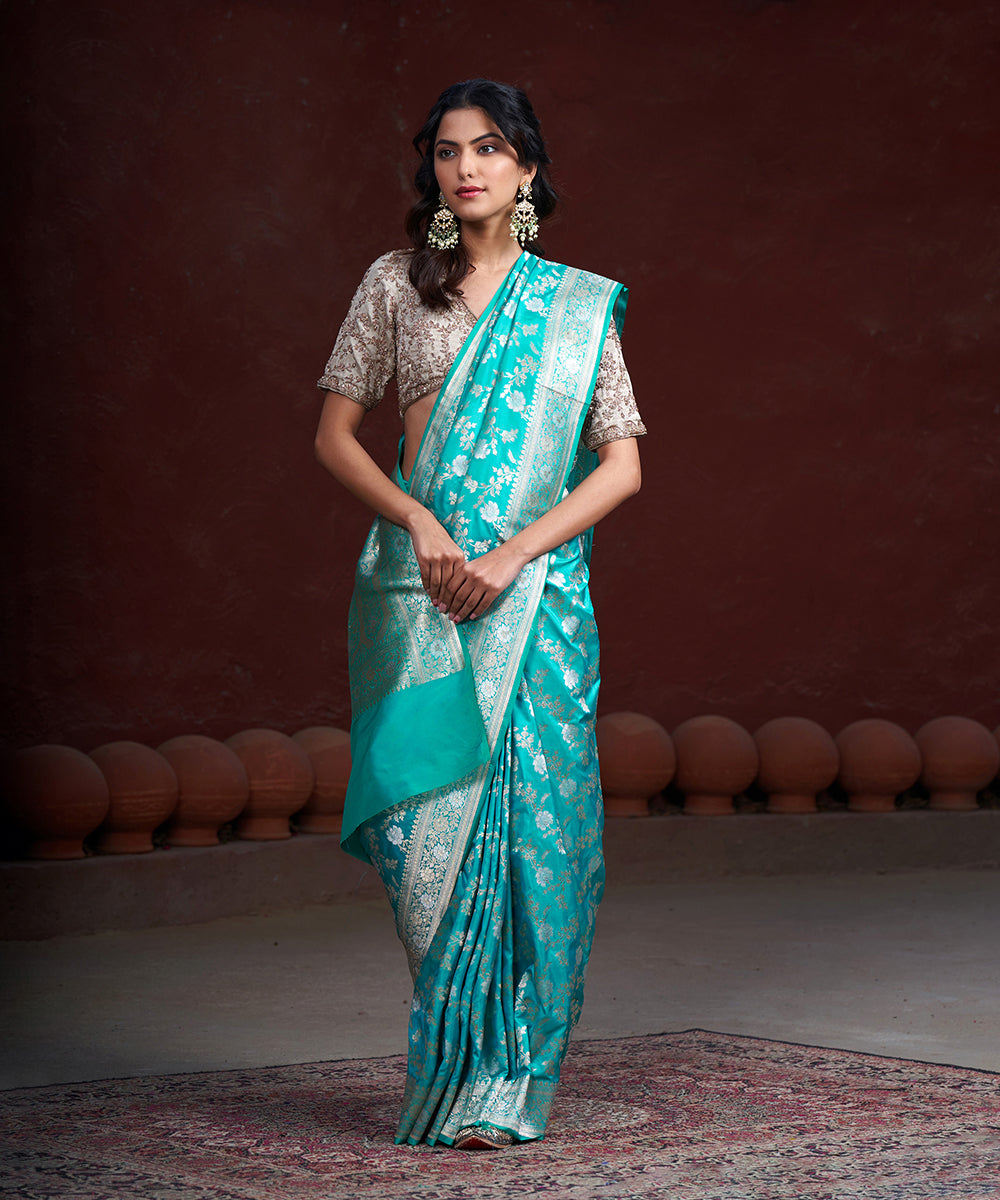Turquoise_Handloom_Blue_Pure_Katan_Silk_Banarasi_Saree_With_Zari_Jaal_WeaverStory_02