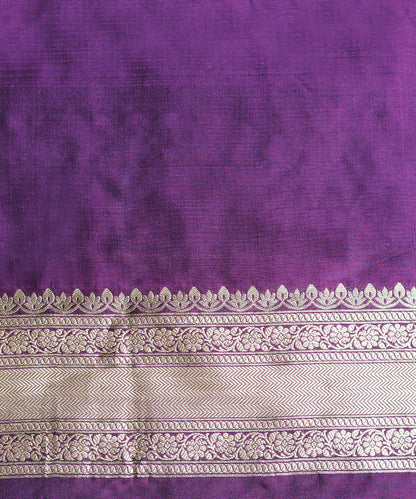 Handloom_Purple_Pure_Katan_Silk_Banarasi_Saree_With_Gold_And_Silver_Zari_Jaal_WeaverStory_05
