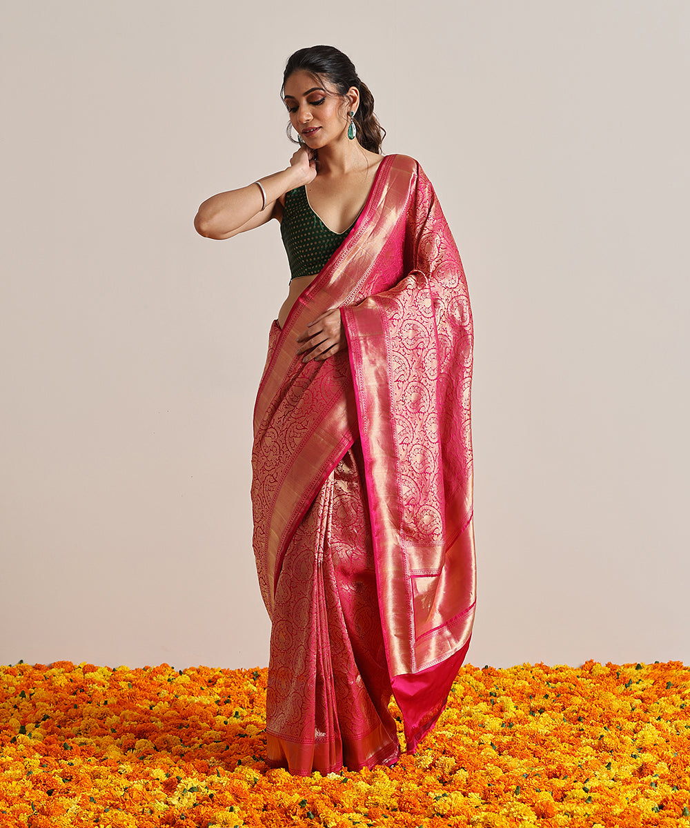 Handloom_Pink_Pure_Katan_Silk_Kimkhab_Banarasi_Saree_With_All_Over_Gold_Zari_Paisley_Jaal_WeaverStory_02