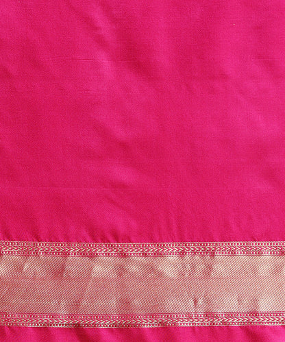 Handloom_Pink_Pure_Katan_Silk_Kimkhab_Banarasi_Saree_With_All_Over_Gold_Zari_Paisley_Jaal_WeaverStory_05