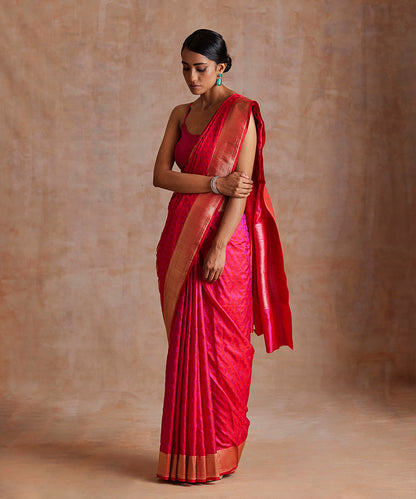 Pink_Handloom_Pure_Satin_Silk_Tanchoi_Banarasi_Saree_With_Gold_Zari_Border_WeaverStory_02