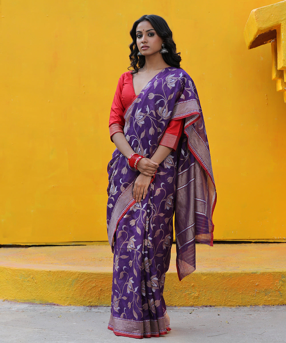 Handloom_Purple_Pure_Cotton_Silk_Banarasi_Jamdani_Saree_With_Gold_Floral_Jaal_WeaverStory_02