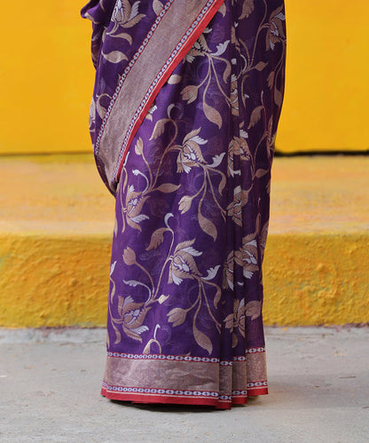Handloom_Purple_Pure_Cotton_Silk_Banarasi_Jamdani_Saree_With_Gold_Floral_Jaal_WeaverStory_04
