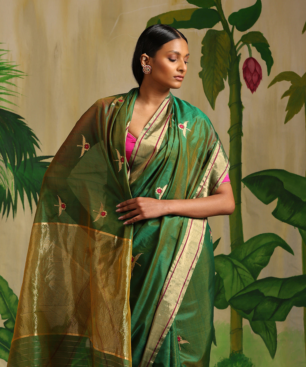 Golden_Green_Handloom_Double_Shade_Pure_Chanderi_Silk_Saree_WeaverStory_01