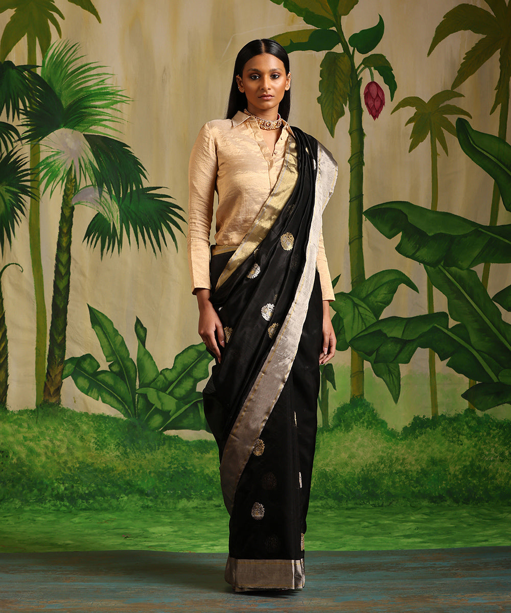 Black_Handloom_Pure_Chanderi_Saree_With_Gold_Meenakari_Booti_WeaverStory_02
