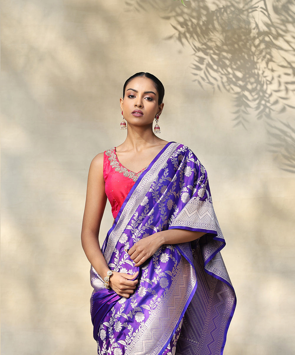 Handloom_Electric_Blue_Pure_Katan_Silk_Banarasi_Silk_Saree_With_Antique_Zari_Jaal_WeaverStory_01