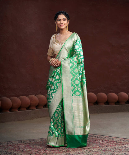 Handloom_Mint_Green_Double_Shade_Pure_Katan_Silk_Banarasi_Saree_WeaverStory_02