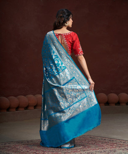 Handloom_Cobalt_Blue_Pure_Katan_Silk_Banarasi_Saree_With_Floral_Jaal_WeaverStory_03
