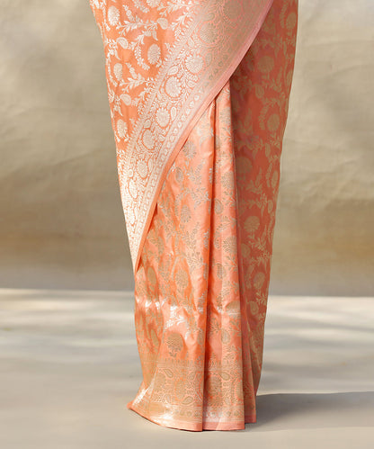 Handloom_Pastel_Orange_Pure_Katan_Silk_Banarasi_Saree_With_Cutwork_Floral_Jaal_WeaverStory_04