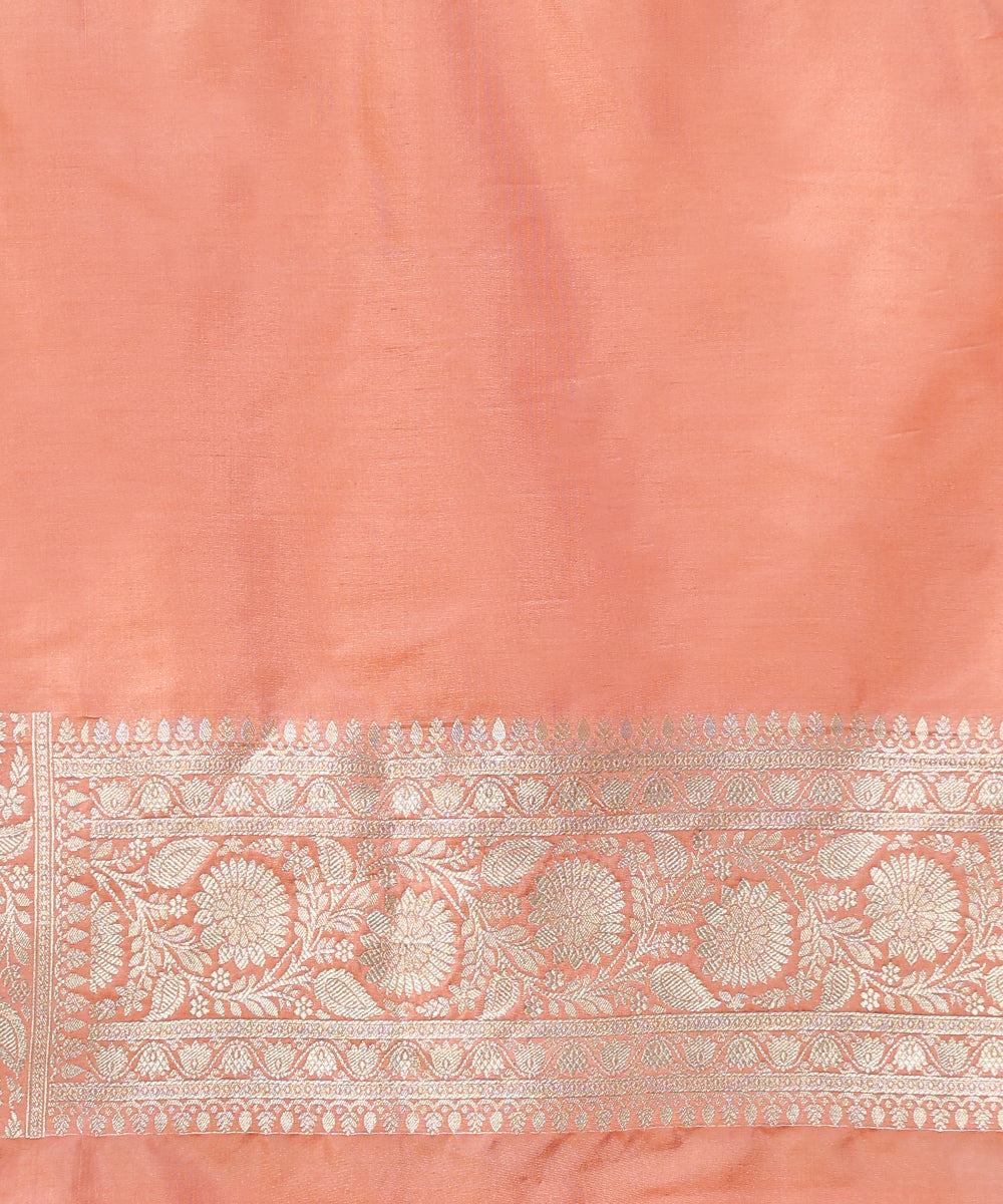 Handloom_Pastel_Orange_Pure_Katan_Silk_Banarasi_Saree_With_Cutwork_Floral_Jaal_WeaverStory_05