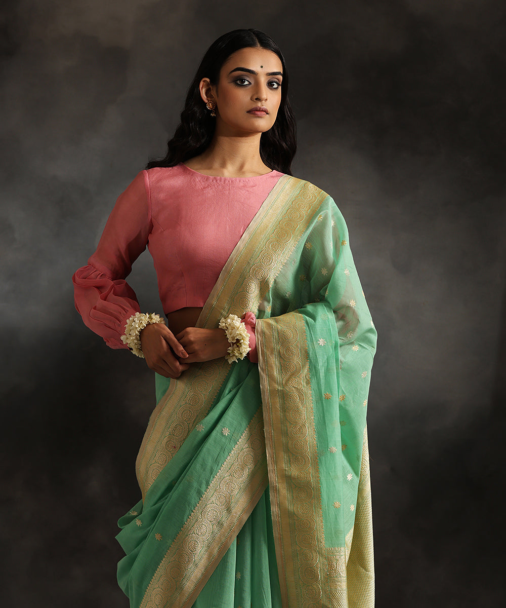 Handloom_Pastel_Green_Pure_Cotton_Banarasi_Saree_With_Sona_Rupa_Booti_And_Kadhwa_Border_WeaverStory_01