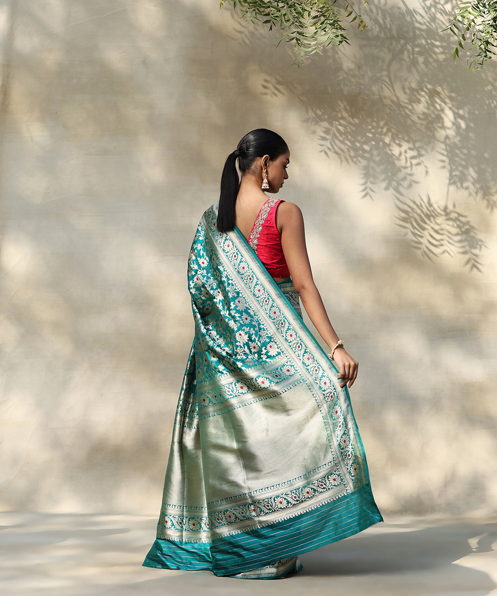 Handloom_Teal_Green_Pure_Katan_Silk_Banarasi_Saree_With_Zari_Jaal_And_Meena_Booti_WeaverStory_03