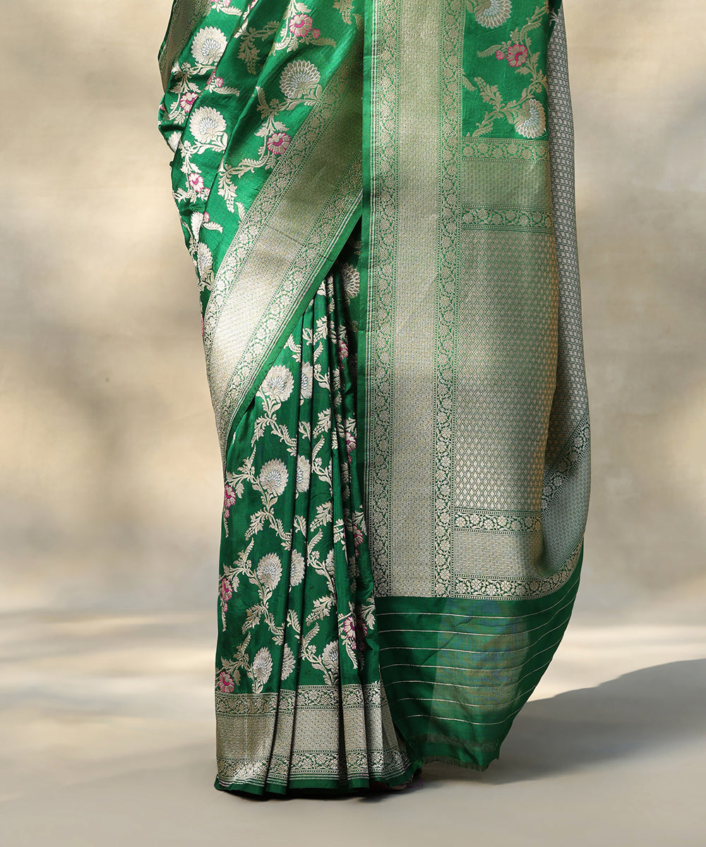 Green_Handloom_Pure_Katan_Silk_Banarasi_Saree_With_Double_Zari_Floral_Jaal_WeaverStory_04