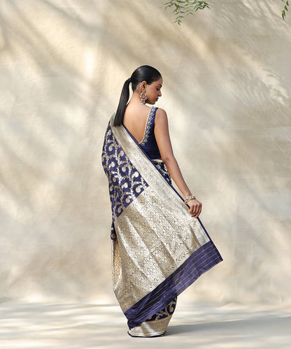 Handloom_Navy_Blue_Pure_Katan_Silk_Banarasi_Saree_With_Double_Zari_Floral_Jaal_WeaverStory_03