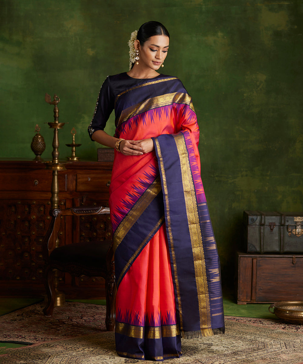 Handloom_Hot_Pink_Double_Shade_Pure_Silk_Kanjivaram_Saree_With_Navy_Blue_Big_Border_WeaverStory_02
