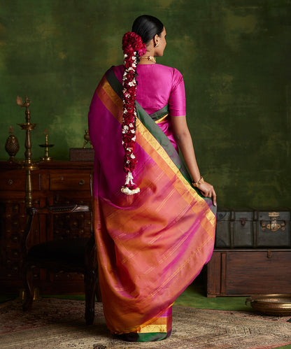Rani_Pink_Handloom_Pure_Silk_Kanjivaram_Saree_With_Double_Color_Border_WeaverStory_03